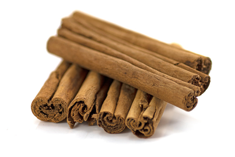 Batoane de Scorțișoară Ceylon de 1kg, ambalate pentru uz profesional în patiserie, cofetărie și bucătării, cu aromă delicată și dulce.”